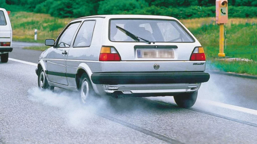 La OCU te dice cuales son los mejores y los peores neumáticos para tu coche: ‘Hay diferencias de hasta 42.000 kilómetros’ 3 Motor16 prueba frenado Motor16